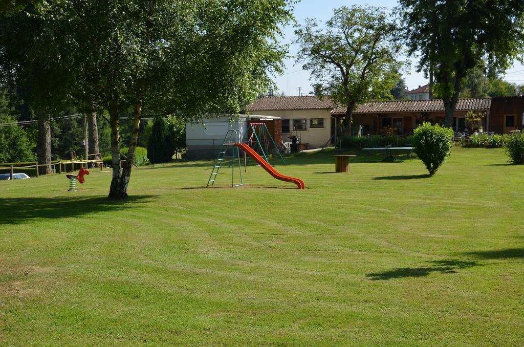 Camping " Le Grun De Chignore" Vollore-Ville Eksteriør billede