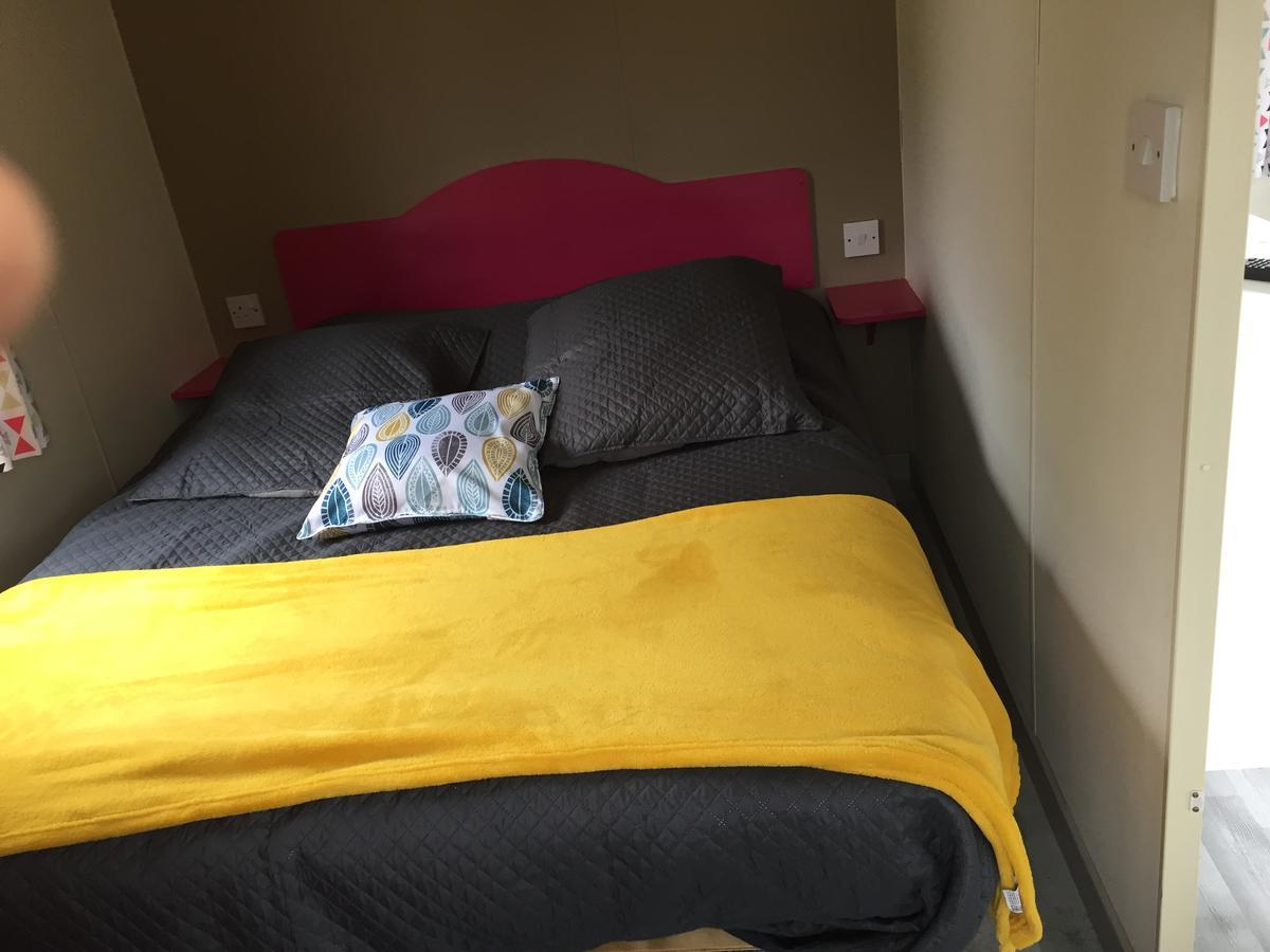 Camping " Le Grun De Chignore" Vollore-Ville Eksteriør billede